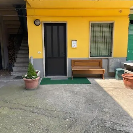 Malpensa House 29 Piu Servizio Taxi Mxp 25 Euro Casa vacanze Lonate Pozzolo